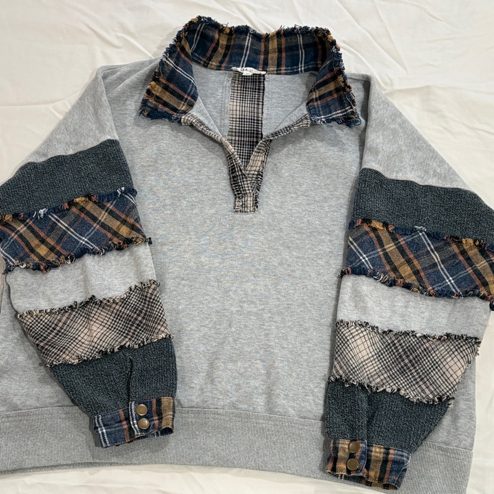 Oli & Hali Gray Plaid Patchwork Sweatshirt.